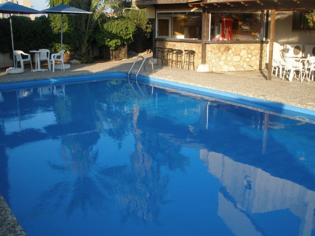Klashiana Hotel Apartments Voroklini Dış mekan fotoğraf