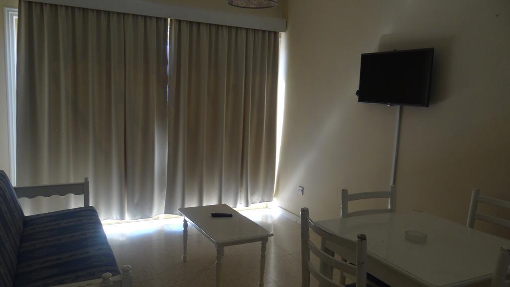 Klashiana Hotel Apartments Voroklini Dış mekan fotoğraf